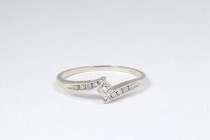  10k White Gold Diamond Bypass Style Ring