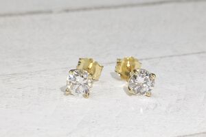 14k Yellow Gold 0.68cttw Diamond Stud Earrings