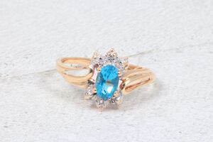  10k Yellow Gold Oval Blue Topaz Ring