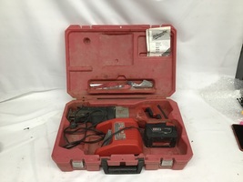 Milwaukee reciprocal saw with battery, Charger and box