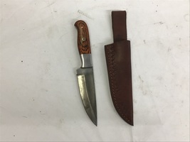  Damascus knife with sheath 