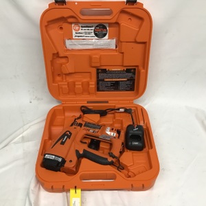 Paslode IM200Li finishing nailer with case and battery 